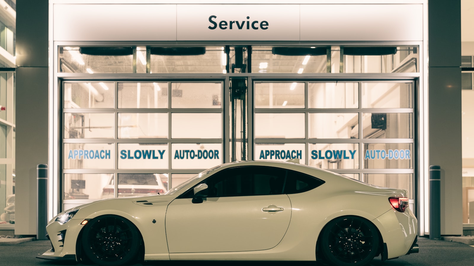 Ekspertiz sonrası memnun müşteri ve ekip